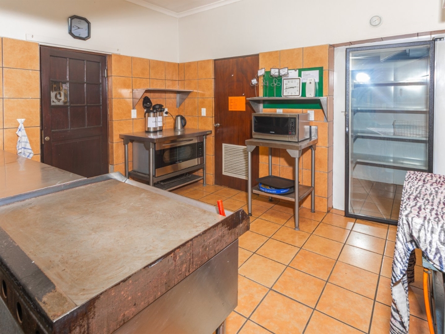 Commercial Property for Sale in North Champagne Estate Gauteng