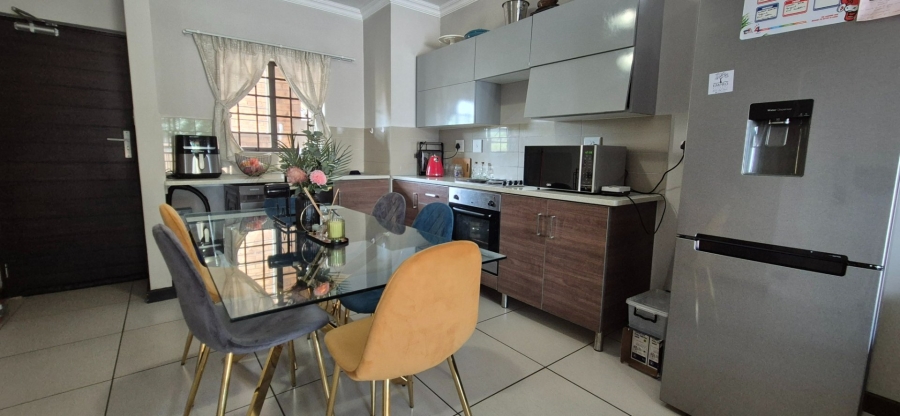 2 Bedroom Property for Sale in Scarlet Park Gauteng