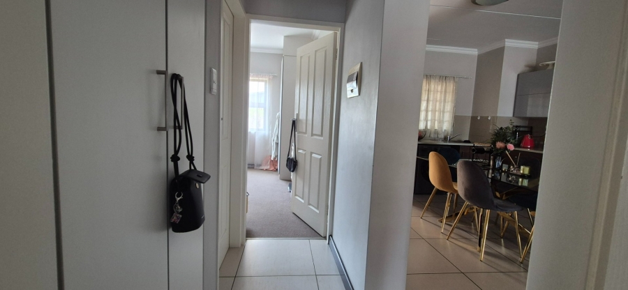 2 Bedroom Property for Sale in Scarlet Park Gauteng