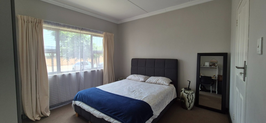 2 Bedroom Property for Sale in Scarlet Park Gauteng