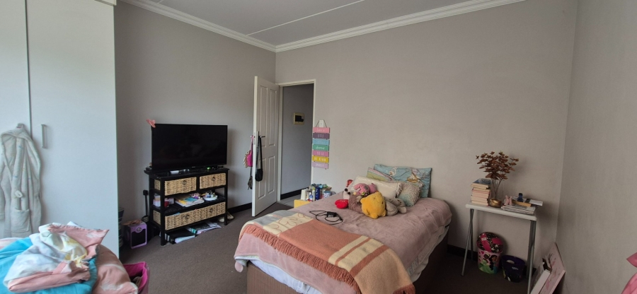 2 Bedroom Property for Sale in Scarlet Park Gauteng