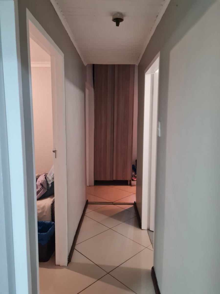 To Let 4 Bedroom Property for Rent in Lenasia Ext 13 Gauteng