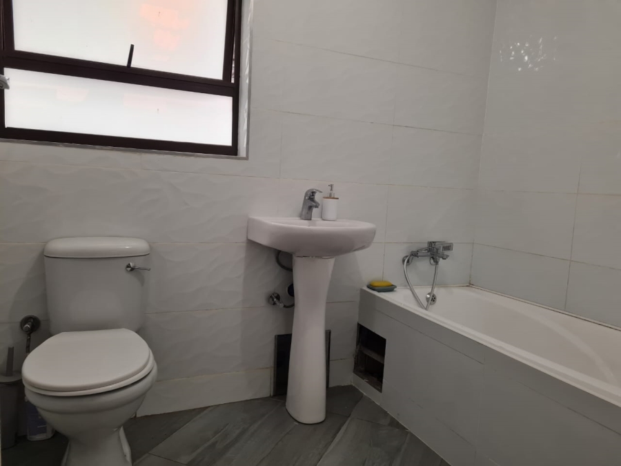 To Let 4 Bedroom Property for Rent in Lenasia Ext 13 Gauteng