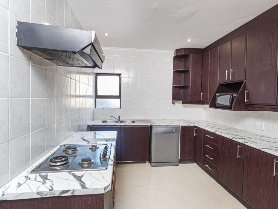 6 Bedroom Property for Sale in Summerset Gauteng