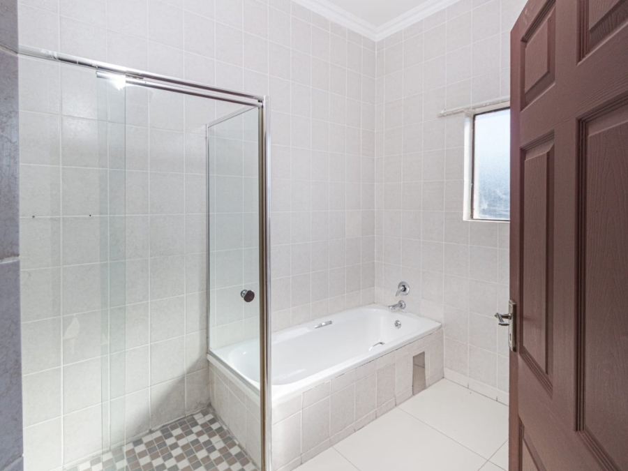 6 Bedroom Property for Sale in Summerset Gauteng