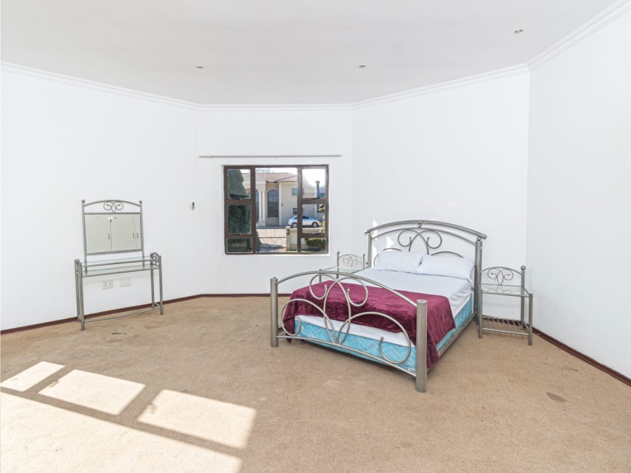 6 Bedroom Property for Sale in Summerset Gauteng