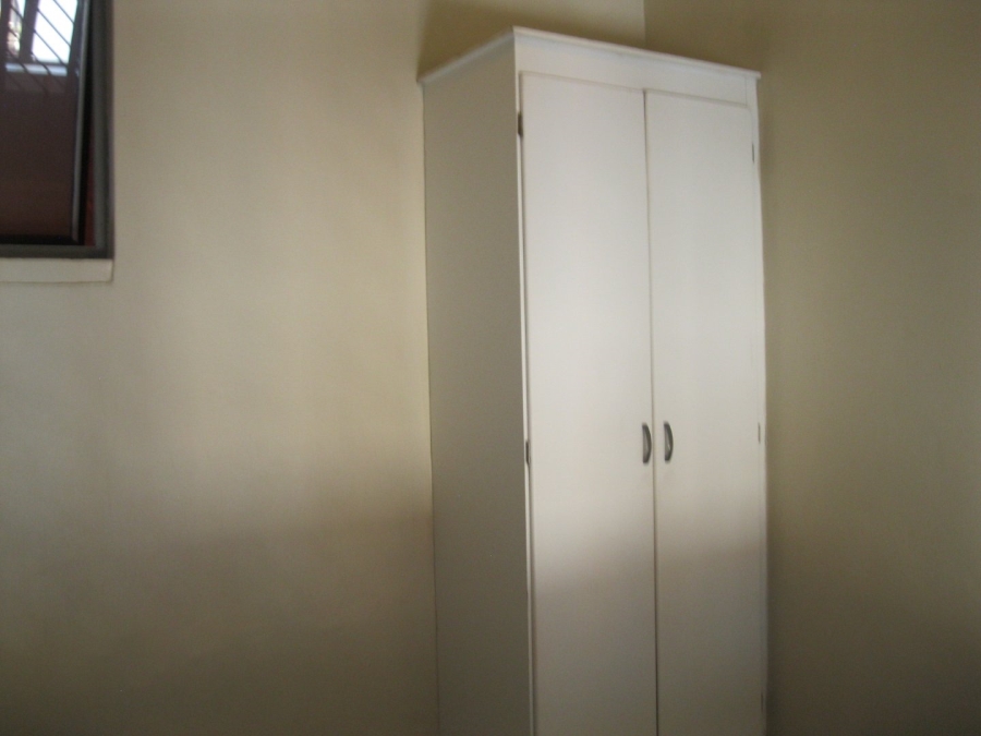 To Let 1 Bedroom Property for Rent in Riviera Gauteng