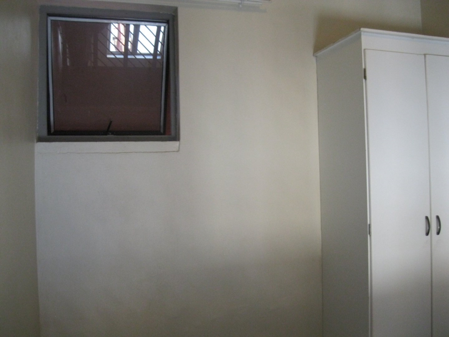 To Let 1 Bedroom Property for Rent in Riviera Gauteng