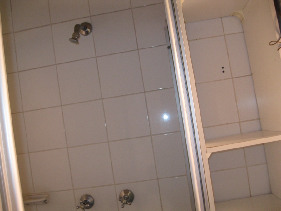To Let 1 Bedroom Property for Rent in Riviera Gauteng