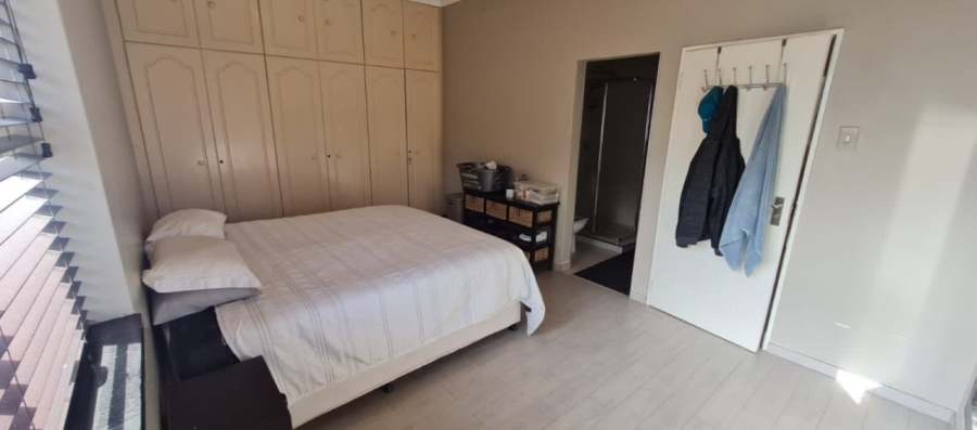 3 Bedroom Property for Sale in Orange Grove Gauteng