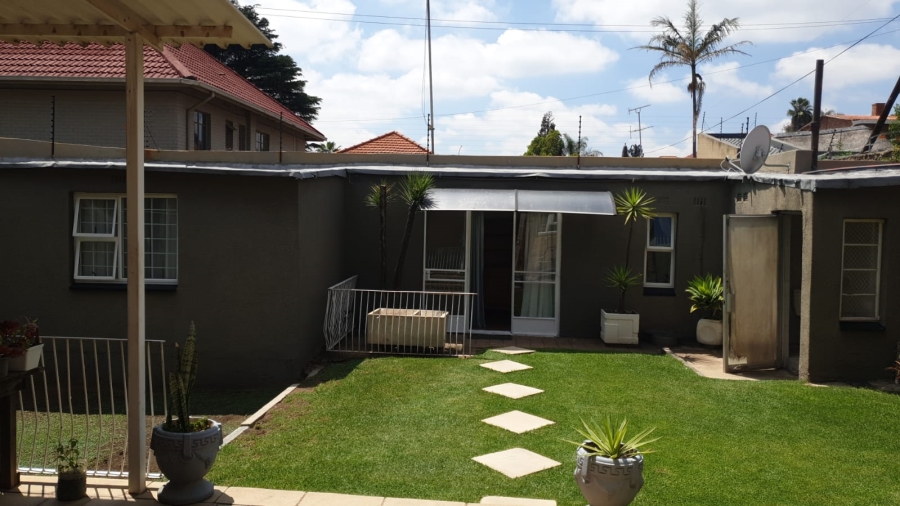 3 Bedroom Property for Sale in Orange Grove Gauteng
