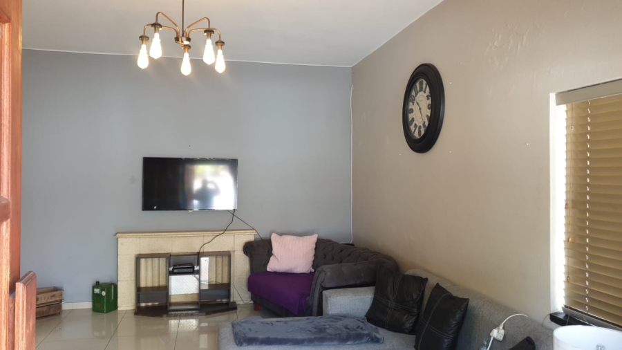 3 Bedroom Property for Sale in Orange Grove Gauteng