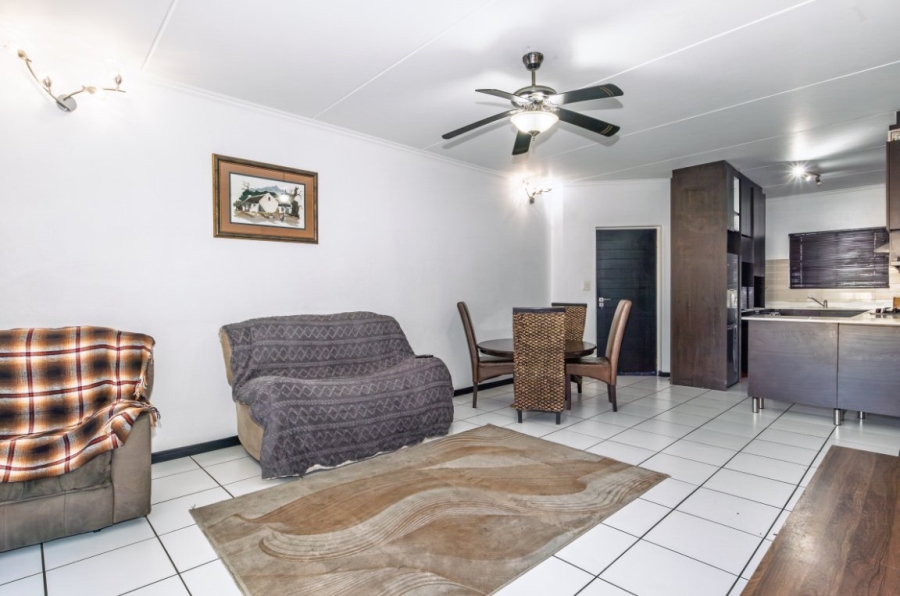 3 Bedroom Property for Sale in Greenstone Hill Gauteng