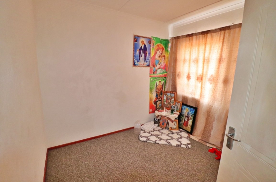 2 Bedroom Property for Sale in Bezuidenhout Valley Gauteng