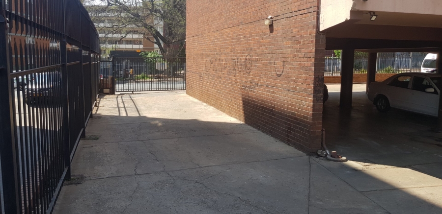 2 Bedroom Property for Sale in Muckleneuk Gauteng