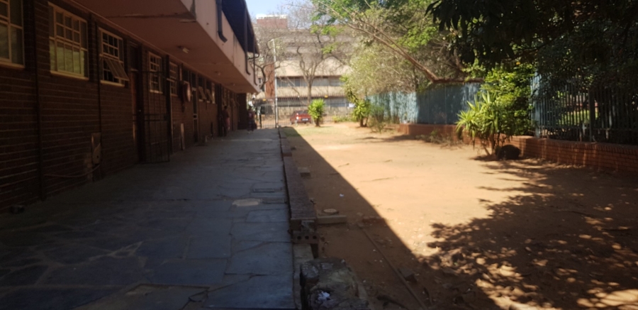 2 Bedroom Property for Sale in Muckleneuk Gauteng
