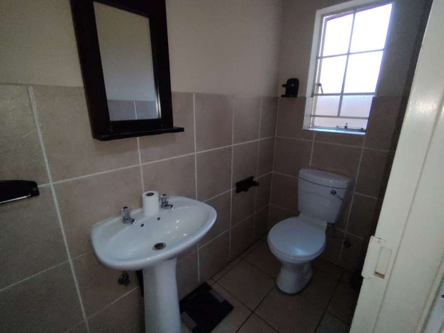 3 Bedroom Property for Sale in Heuwelsig Estate Gauteng