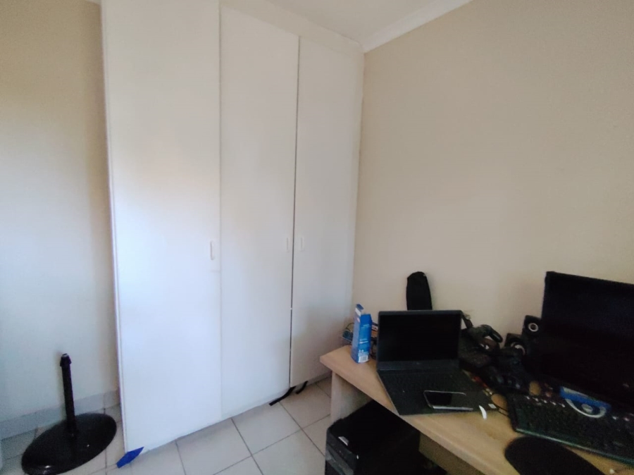 3 Bedroom Property for Sale in Heuwelsig Estate Gauteng