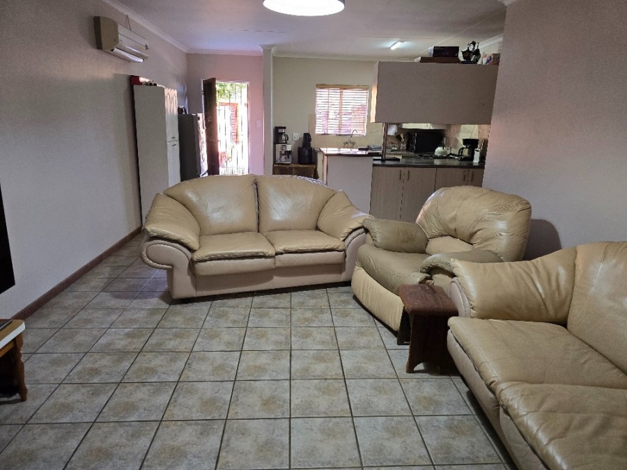 3 Bedroom Property for Sale in Sinoville Gauteng