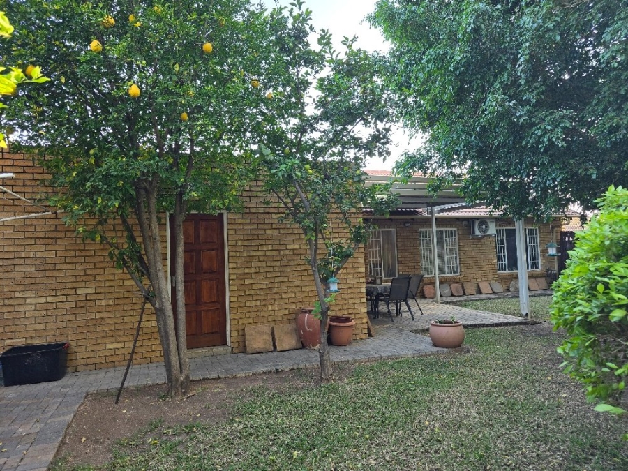 3 Bedroom Property for Sale in Sinoville Gauteng