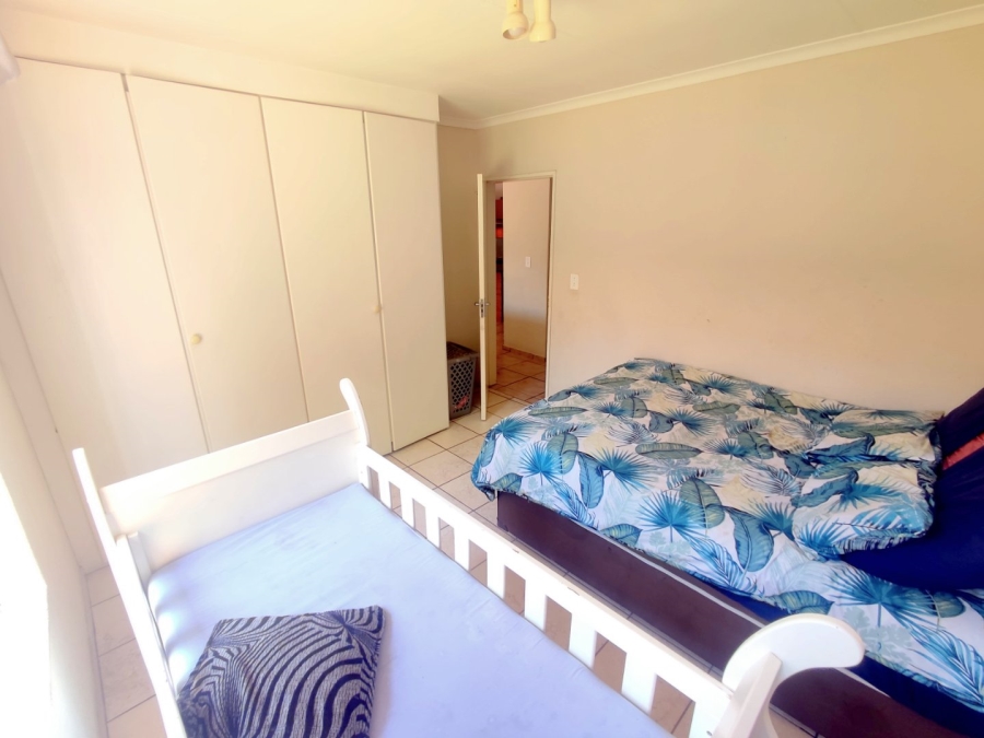 2 Bedroom Property for Sale in Rooihuiskraal North Gauteng
