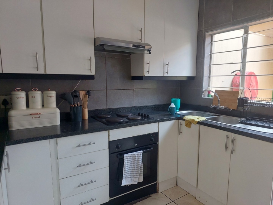 3 Bedroom Property for Sale in Ferndale Gauteng