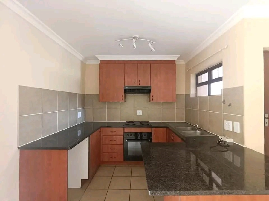 2 Bedroom Property for Sale in Montana Tuine Gauteng