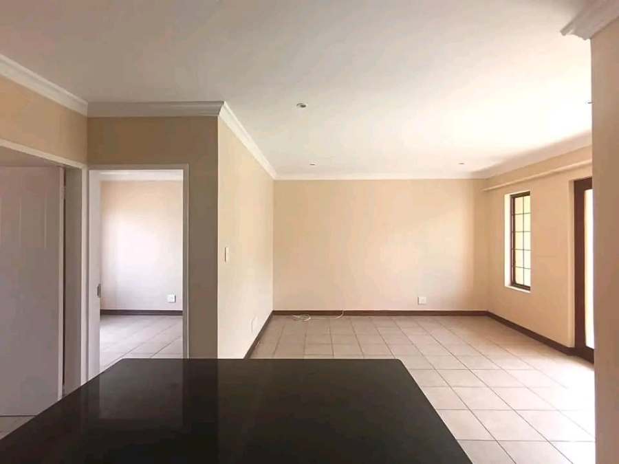 2 Bedroom Property for Sale in Montana Tuine Gauteng