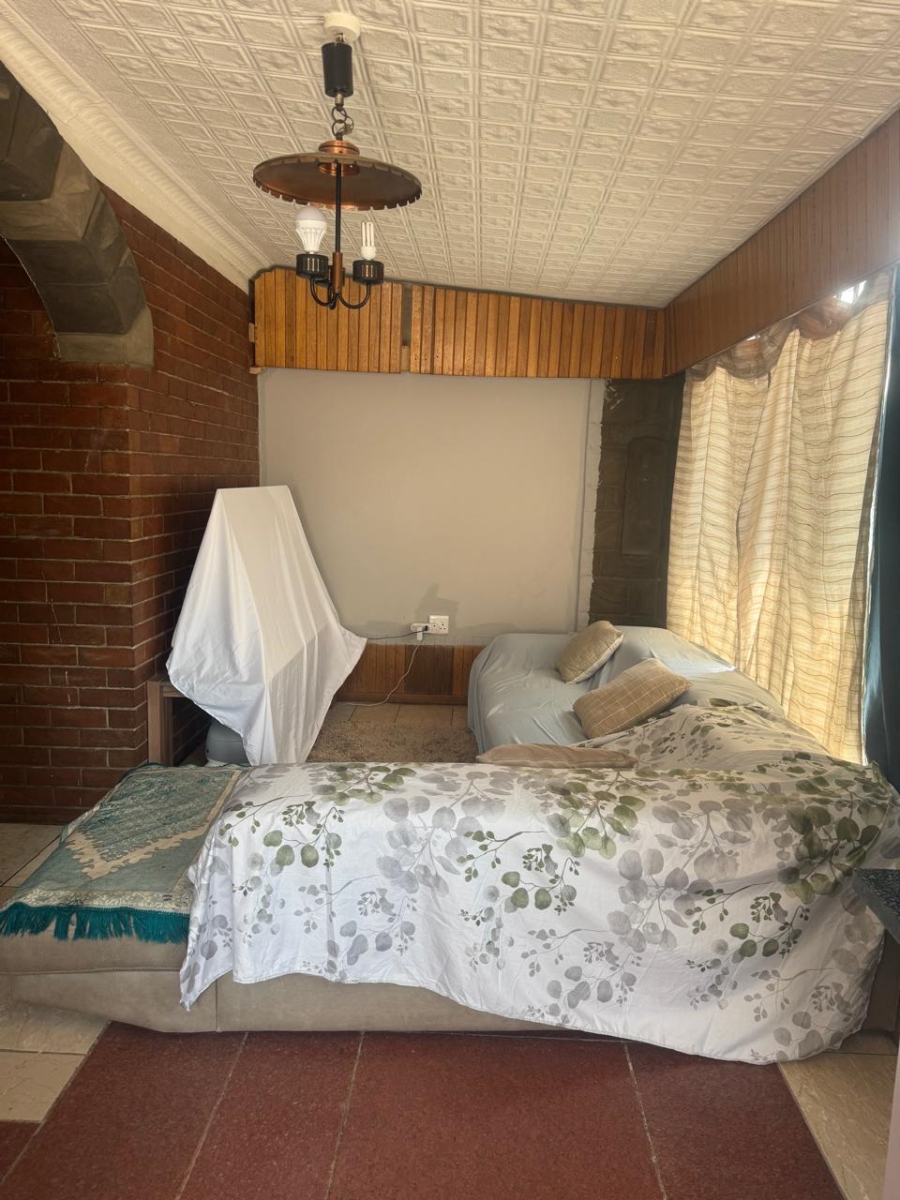 To Let 1 Bedroom Property for Rent in Kensington Gauteng