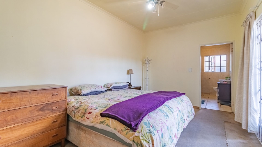 4 Bedroom Property for Sale in Hurlyvale Gauteng