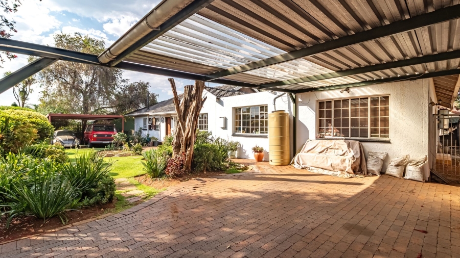 4 Bedroom Property for Sale in Hurlyvale Gauteng