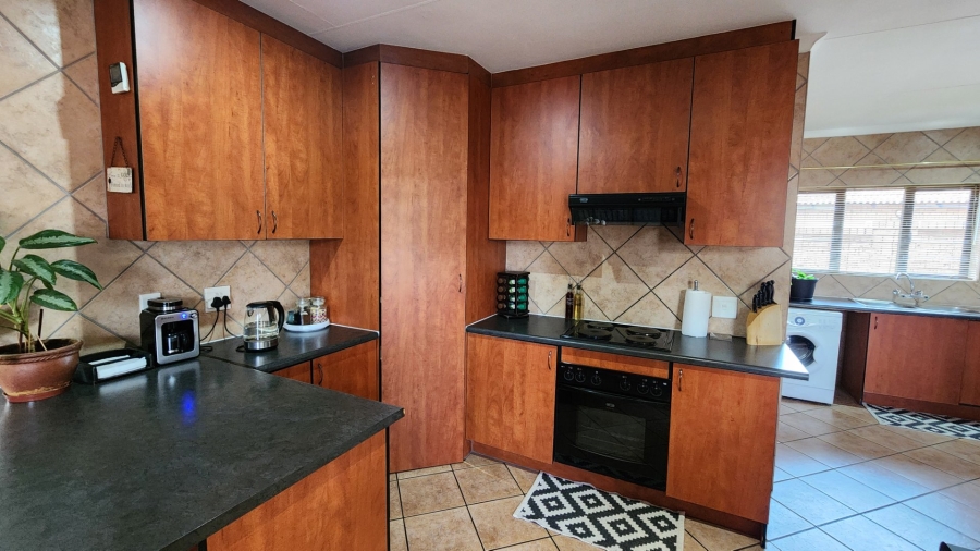 3 Bedroom Property for Sale in Theresa Park Gauteng