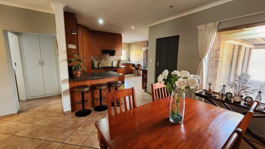 3 Bedroom Property for Sale in Theresa Park Gauteng