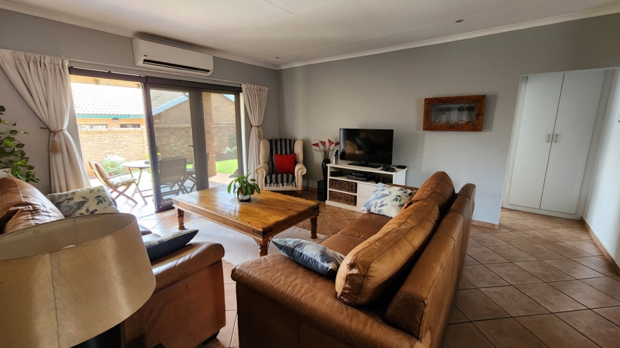 3 Bedroom Property for Sale in Theresa Park Gauteng