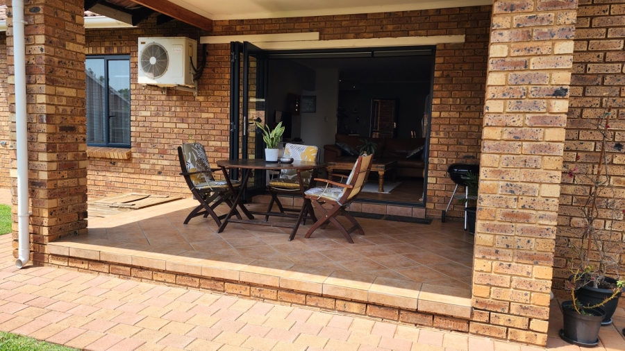 3 Bedroom Property for Sale in Theresa Park Gauteng