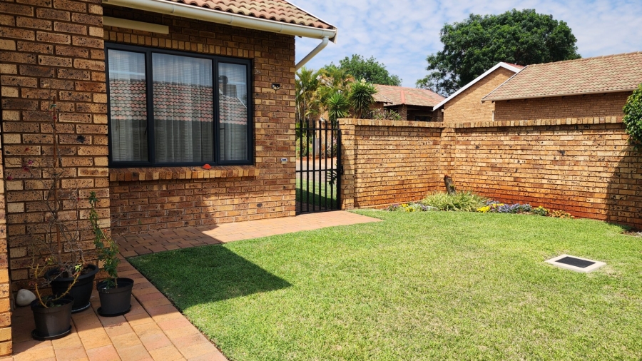 3 Bedroom Property for Sale in Theresa Park Gauteng