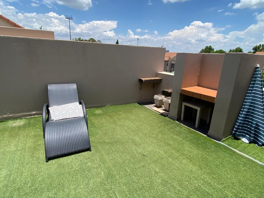 To Let 3 Bedroom Property for Rent in Bedfordview Gauteng