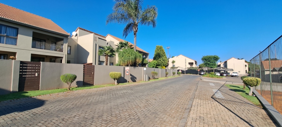 To Let 3 Bedroom Property for Rent in Bedfordview Gauteng