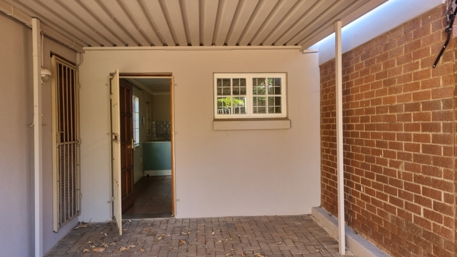 To Let 1 Bedroom Property for Rent in Franklin Roosevelt Park Gauteng