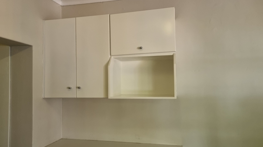 To Let 1 Bedroom Property for Rent in Franklin Roosevelt Park Gauteng