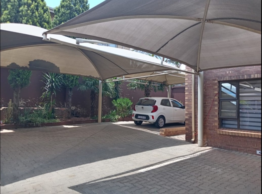 2 Bedroom Property for Sale in Primrose Hill Gauteng