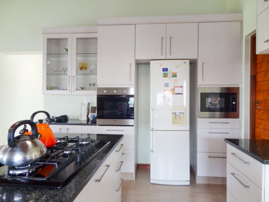 To Let 3 Bedroom Property for Rent in Copperleaf Estate Gauteng