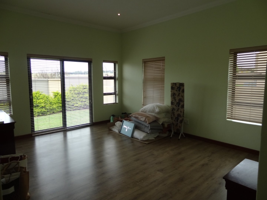 To Let 3 Bedroom Property for Rent in Copperleaf Estate Gauteng
