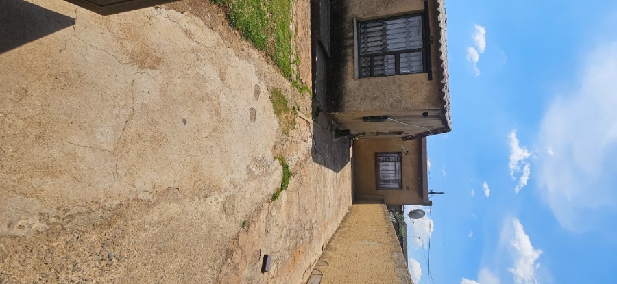  Bedroom Property for Sale in Emdeni Gauteng