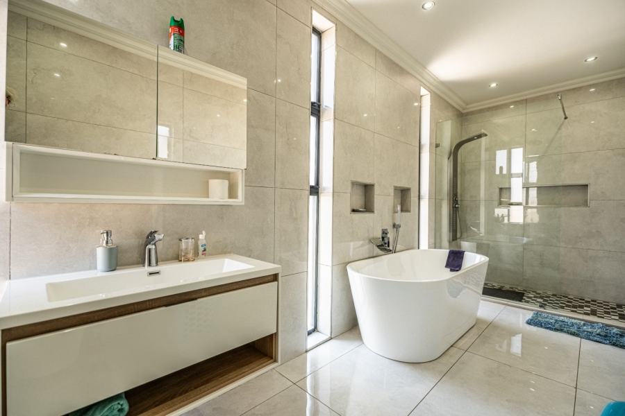 4 Bedroom Property for Sale in Sable Hills Gauteng