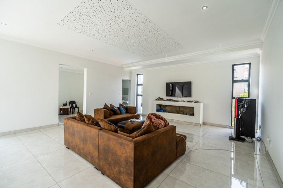 4 Bedroom Property for Sale in Sable Hills Gauteng