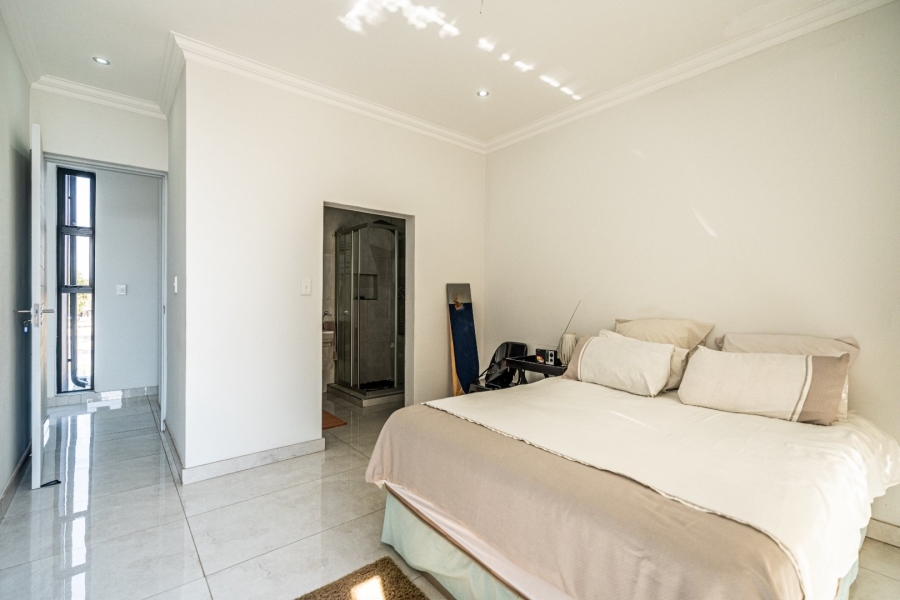 4 Bedroom Property for Sale in Sable Hills Gauteng