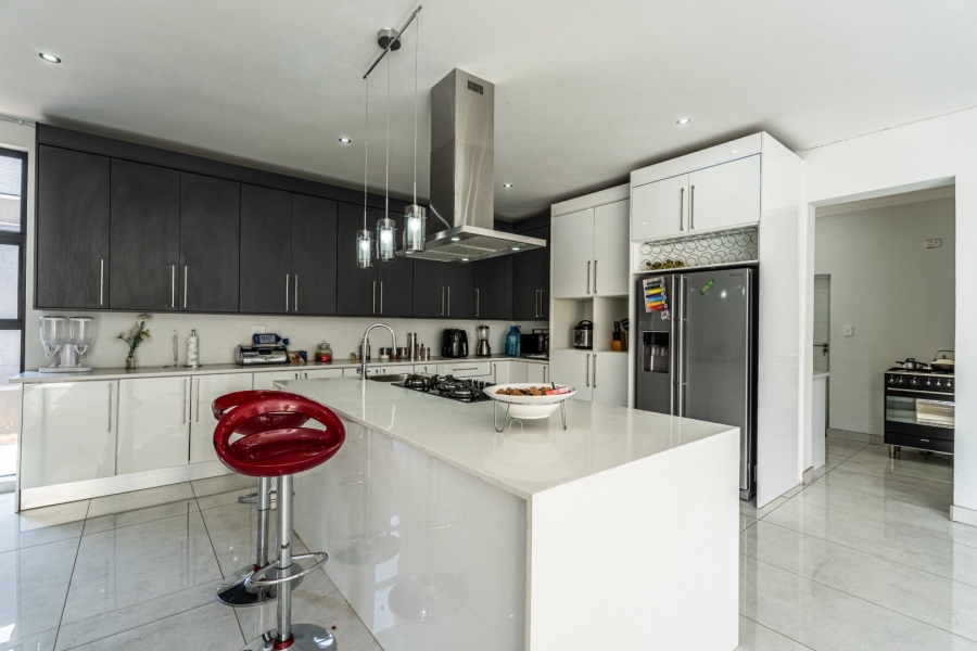 4 Bedroom Property for Sale in Sable Hills Gauteng