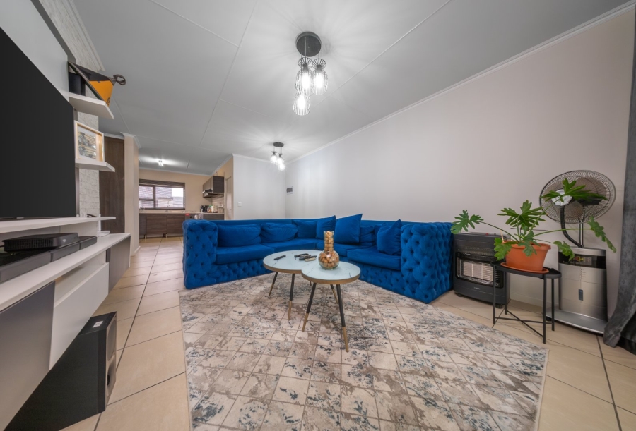 2 Bedroom Property for Sale in Greenstone Hill Gauteng