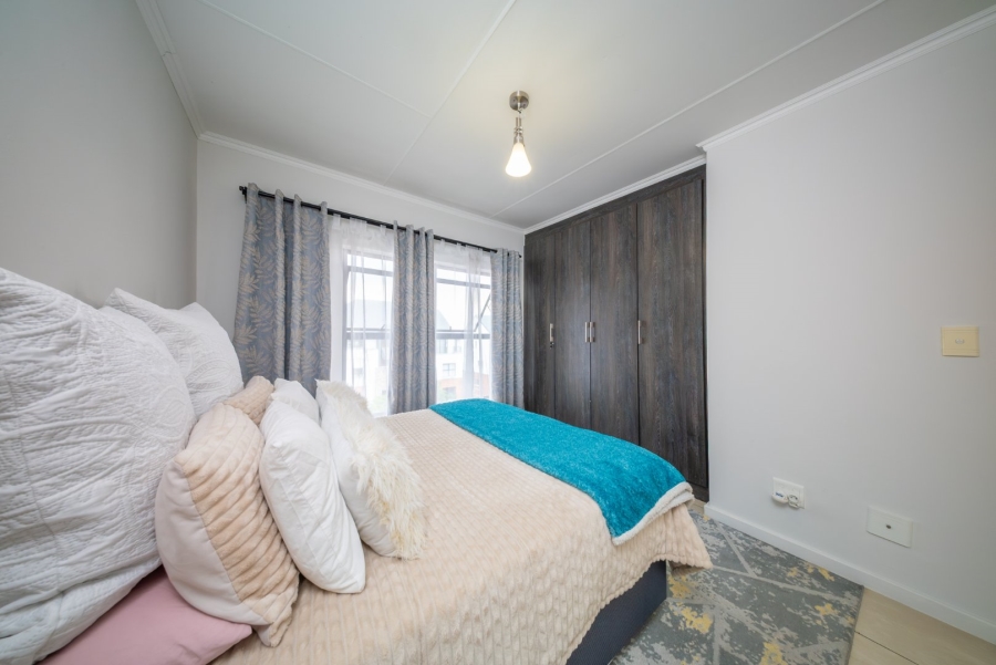 2 Bedroom Property for Sale in Greenstone Hill Gauteng